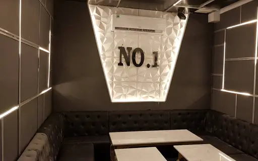 호치민 넘버원 가라오케 시설, 주대 포함 이용 가이드 썸네일